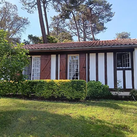 Holiday home Maison Spacieuse Avec Jardin, Proche Commerces Et Plage, 6 Couchages, Parking Privatif - Fr-1-239-902 *